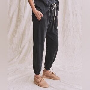 THE GREAT. Jersey Jogger - Washed Black - Size 2 (M)